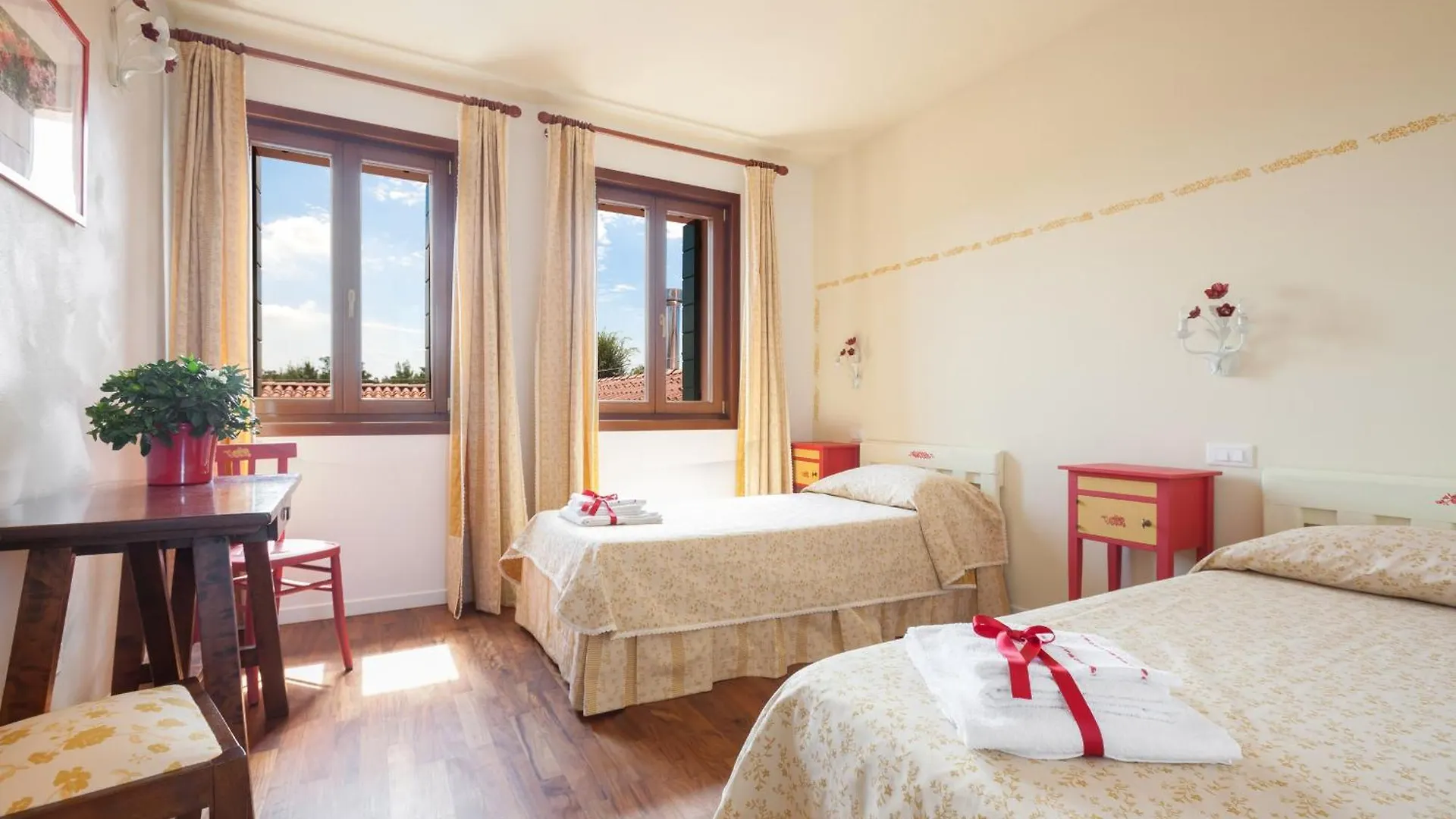 נוברטה די פיאבה Settecentoalberi Agriturismo בית חווה נוברטה די פיאבה